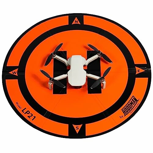 Hoodman Weighted Trifold Drone Landing Pad